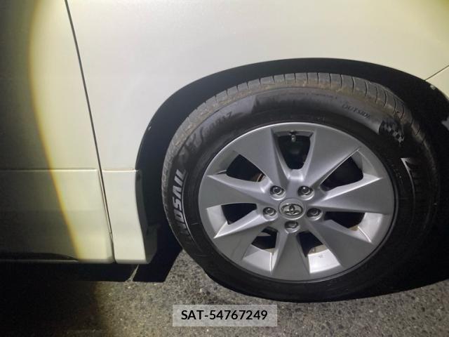 Toyota VELLFIRE 2013-12 7226433-8