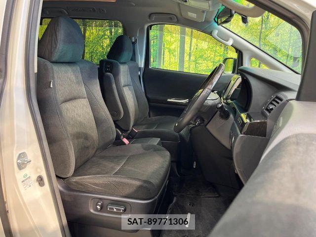 Toyota VELLFIRE 2012-03 7226415-7