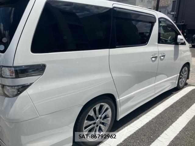 Toyota VELLFIRE 2010-03 7226412-9