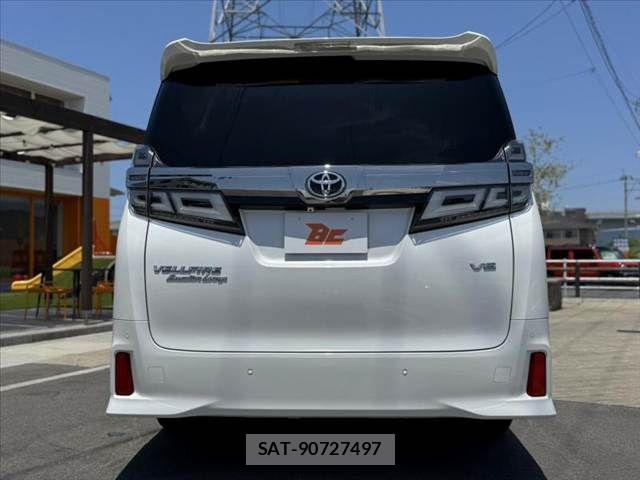 Toyota VELLFIRE 2018-02 7226488-13