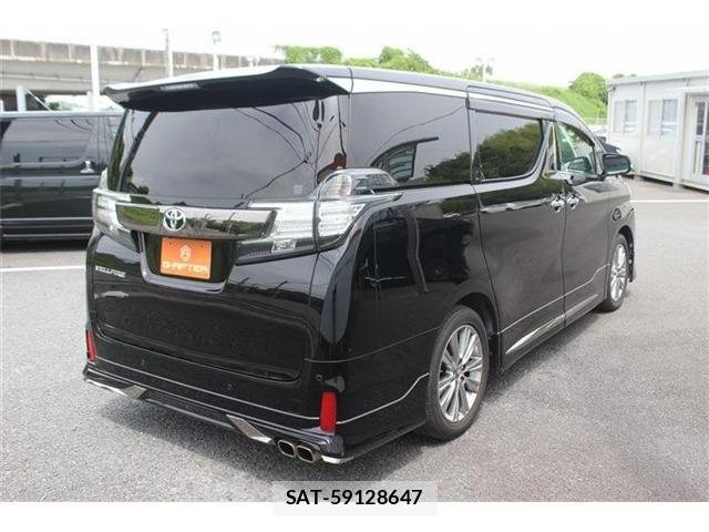 Toyota VELLFIRE 2017-06 7225324-9