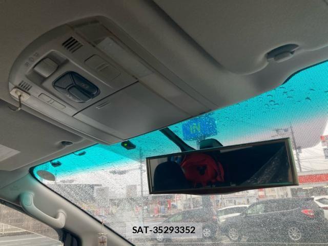 Toyota VELLFIRE 2009-08 7226406-24