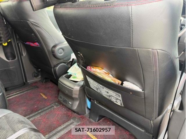 Toyota VELLFIRE 2014-02 7226435-5