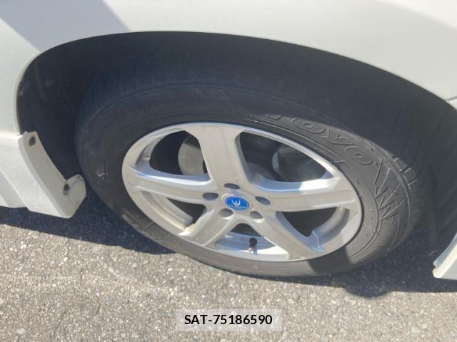 Toyota VELLFIRE 2012-09 7226421-9