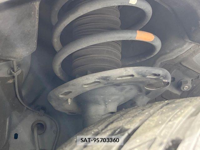 Toyota VELLFIRE 2018-02 7226489-19