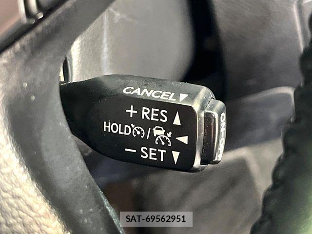 Toyota VELLFIRE 2018-11 7226500-6