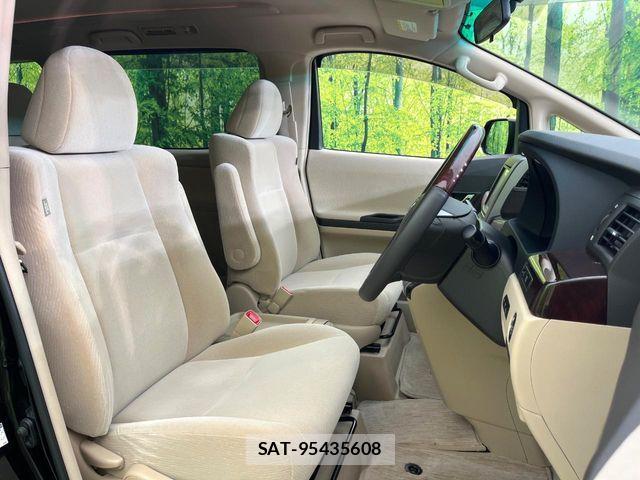 Toyota VELLFIRE 2014-08 7226443-7
