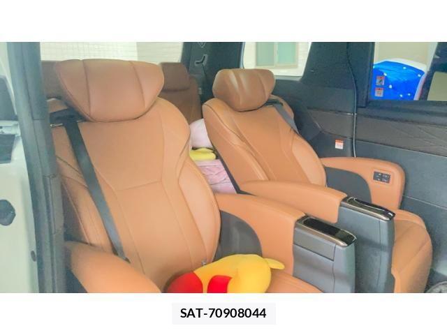Toyota VELLFIRE 2024-11 7226512-26