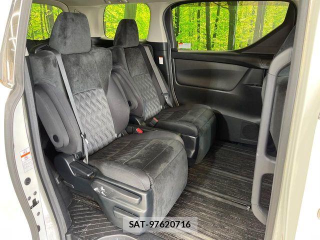 Toyota VELLFIRE 2018-08 7226497-8
