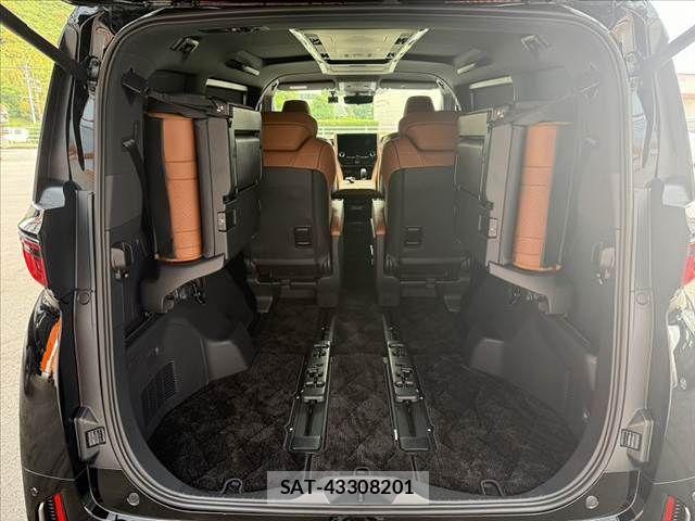 Toyota VELLFIRE 2023-09 7226511-21
