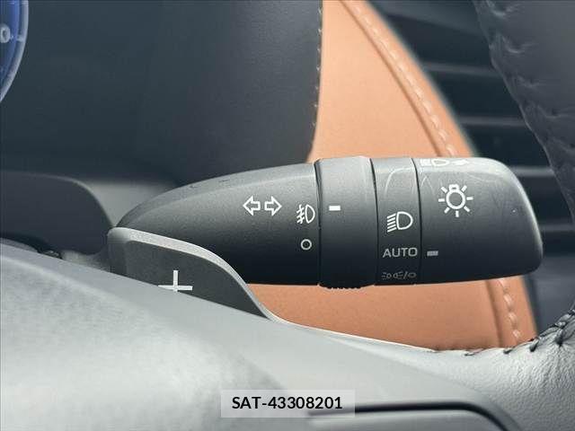 Toyota VELLFIRE 2023-09 7226511-26