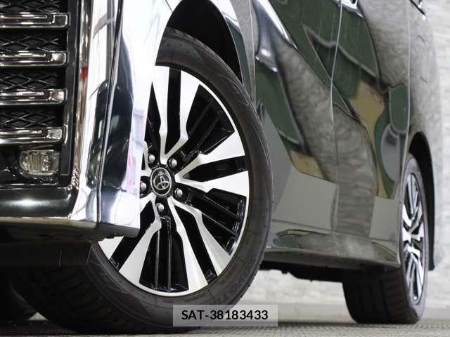 Toyota VELLFIRE 2018-02 7226491-18