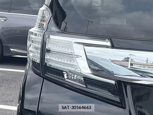 Toyota VELLFIRE 2017-03 7226484-28