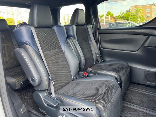 Toyota VELLFIRE 2016-10 7226468-9