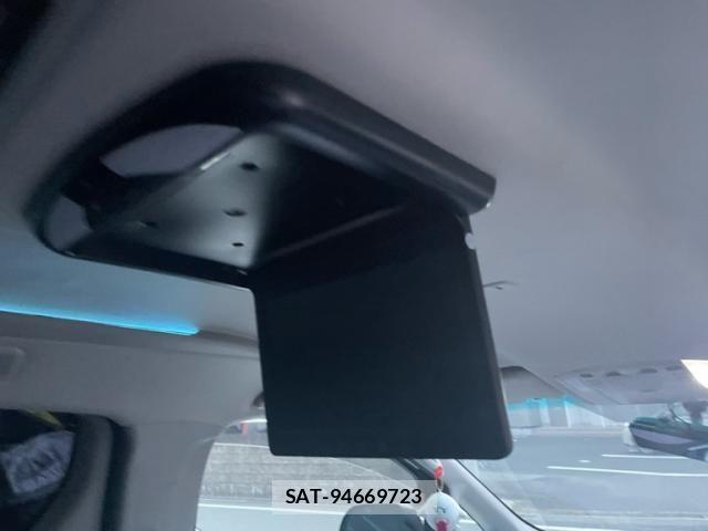 Toyota VELLFIRE 2009-10 7226407-21