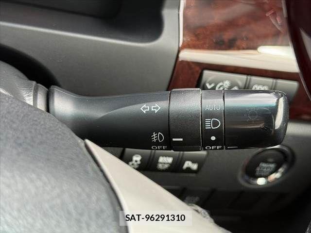 Toyota VELLFIRE 2012-08 7226418-26