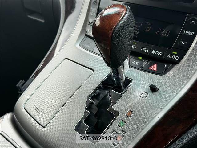 Toyota VELLFIRE 2012-08 7226418-28