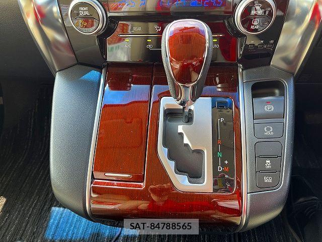 Toyota VELLFIRE 2016-03 7252678-19