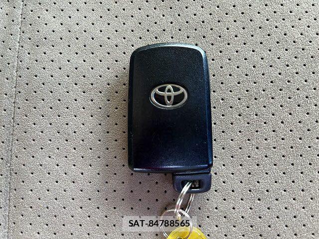 Toyota VELLFIRE 2016-03 7252678-25
