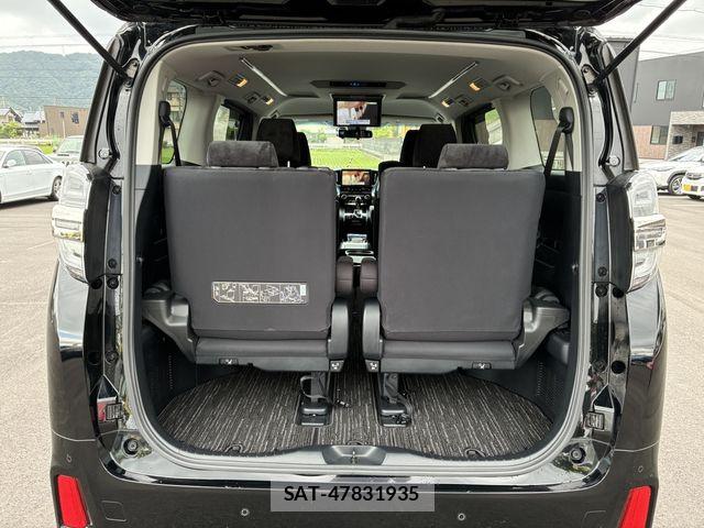 Toyota VELLFIRE 2018-09 7252668-17