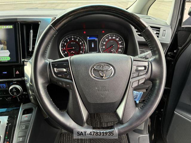 Toyota VELLFIRE 2018-09 7252668-24