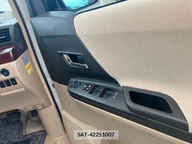 Toyota VELLFIRE 2011-05 7252685-16