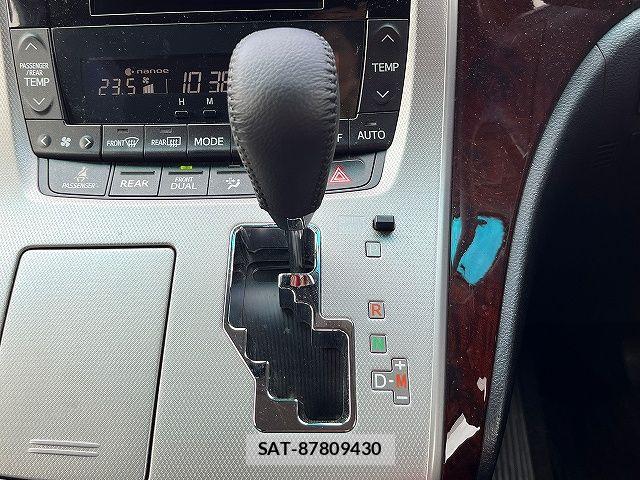 Toyota VELLFIRE 2012-05 7252682-19