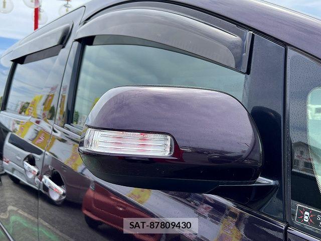 Toyota VELLFIRE 2012-05 7252682-24