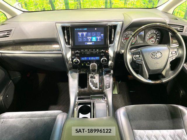 Toyota VELLFIRE 2015-08 7252676-1