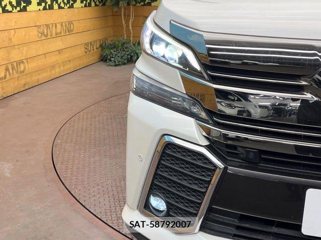 Toyota VELLFIRE 2017-04 7252670-11