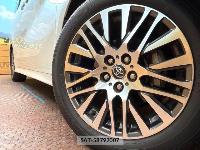 Toyota VELLFIRE 2017-04 7252670-12