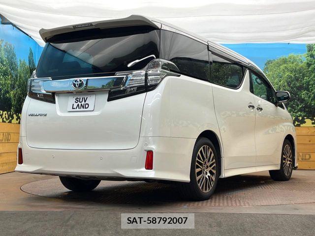 Toyota VELLFIRE 2017-04 7252670-16