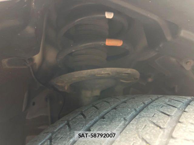 Toyota VELLFIRE 2017-04 7252670-19