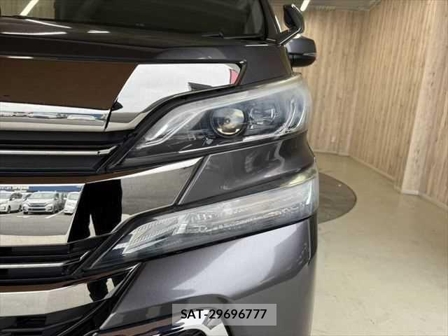 Toyota VELLFIRE 2017-05 7273194-23