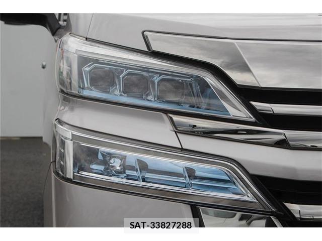 Toyota VELLFIRE 2018-11 7272699-21