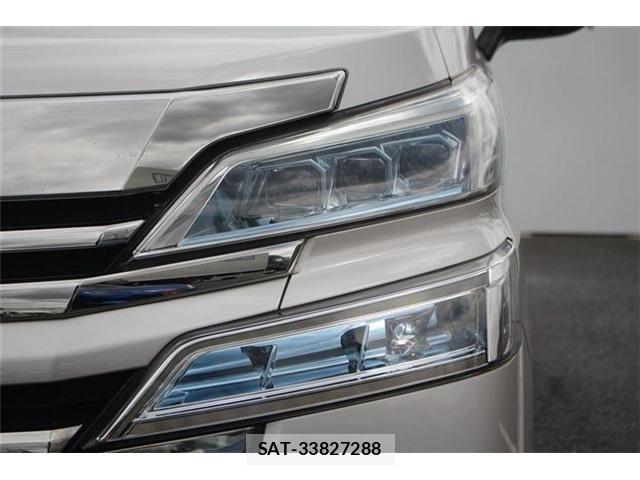 Toyota VELLFIRE 2018-11 7272699-24