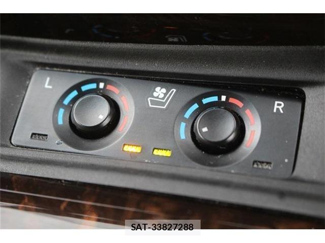 Toyota VELLFIRE 2018-11 7272699-4