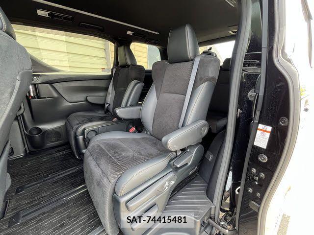 Toyota VELLFIRE 2021-03 7273188-9