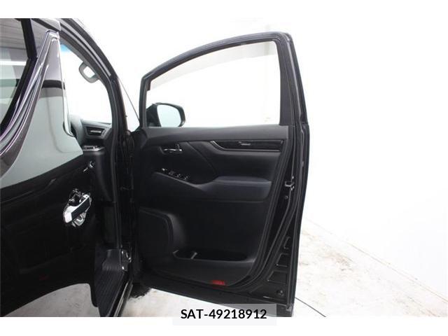 Toyota VELLFIRE 2020-03 7330829-29