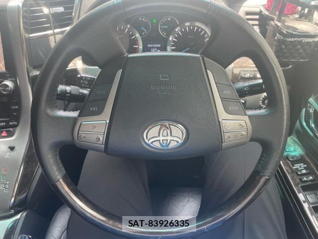 Toyota VELLFIRE 2012-01 7330855-18