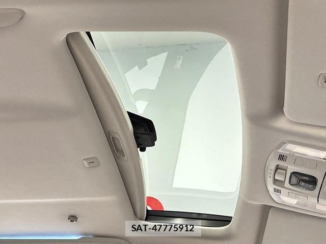 Toyota VELLFIRE 2014-02 7330845-4