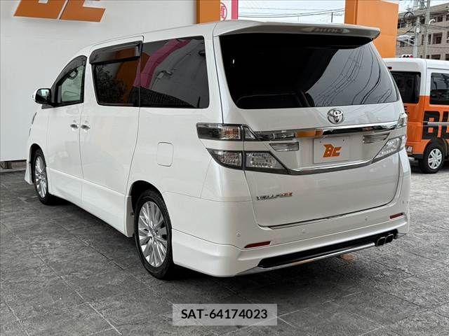 Toyota VELLFIRE 2013-09 7330850-12