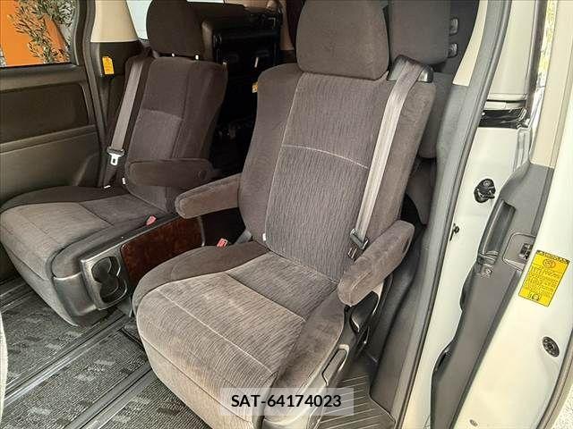 Toyota VELLFIRE 2013-09 7330850-18