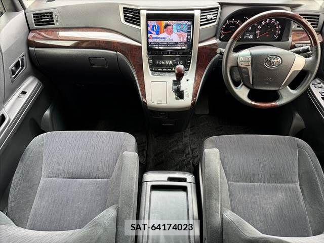 Toyota VELLFIRE 2013-09 7330850-1
