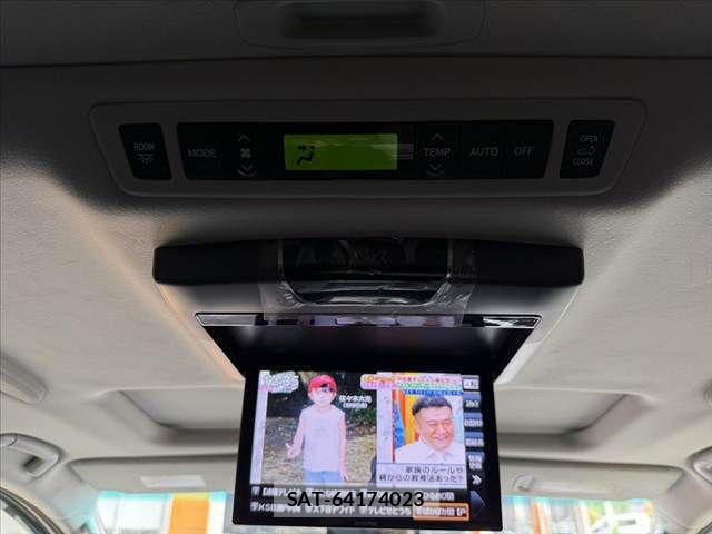 Toyota VELLFIRE 2013-09 7330850-26