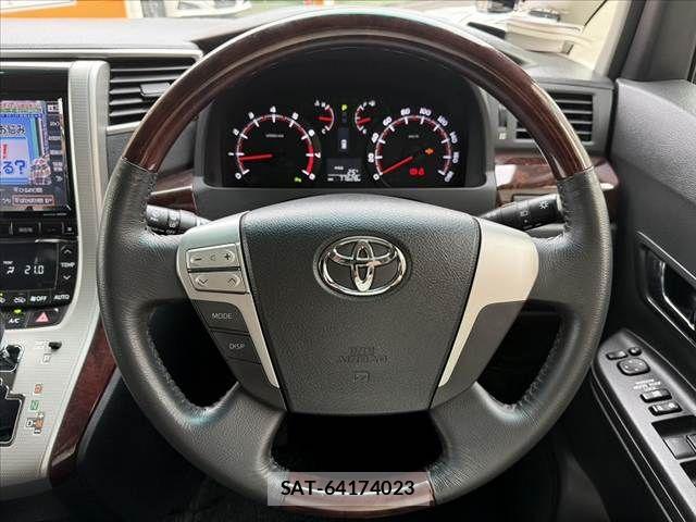 Toyota VELLFIRE 2013-09 7330850-28