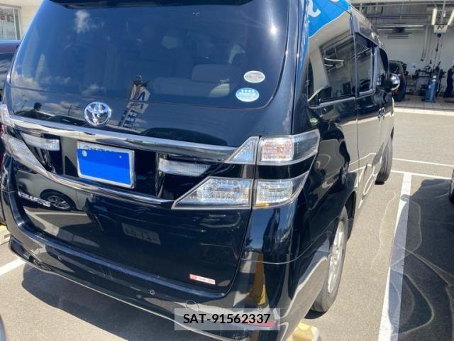 Toyota VELLFIRE 2011-12 7330859-7