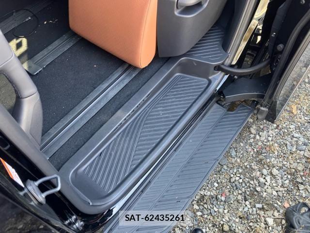 Toyota VELLFIRE 2025-10 7330807-26