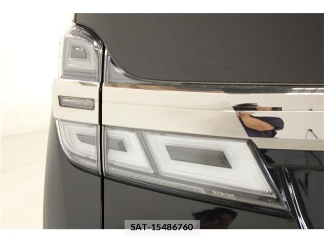 Toyota VELLFIRE 2020-05 7330832-18