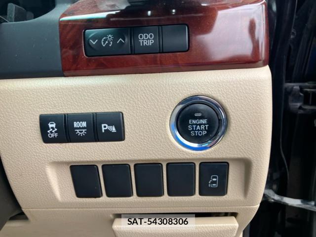 Toyota VELLFIRE 2010-03 7330868-19